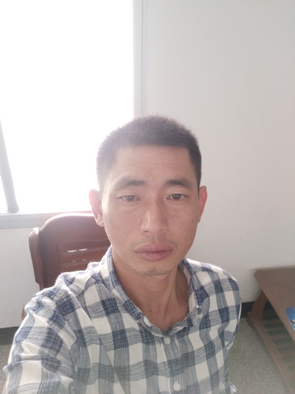 不期而遇的第一张照片--华安相亲网