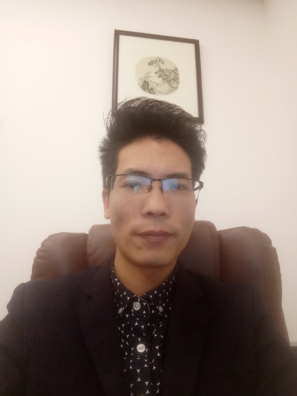 爱也要以诚相待的第一张照片--华安相亲网