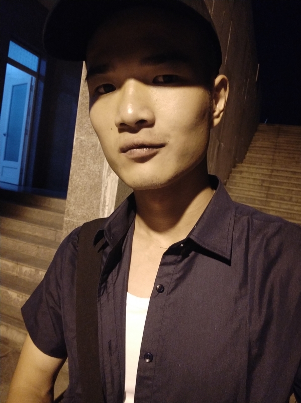 各取所需的第一张照片--华安相亲网