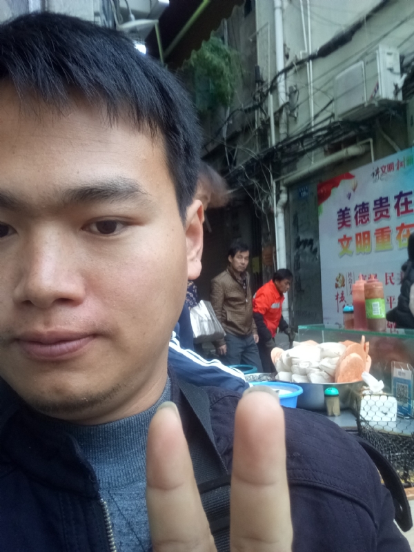 简单的第一张照片--华安相亲网