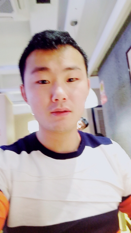 云淡风轻的第一张照片--华安相亲网