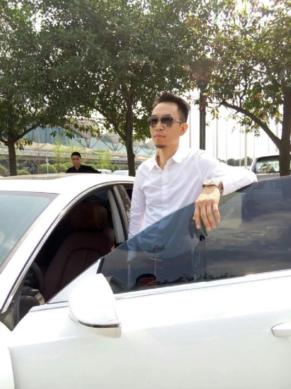 杨岳的第一张照片--华安相亲网