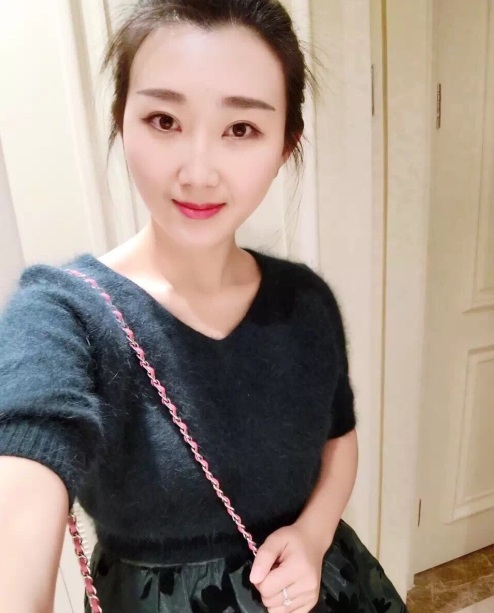 小妮的第三张照片--华安相亲网