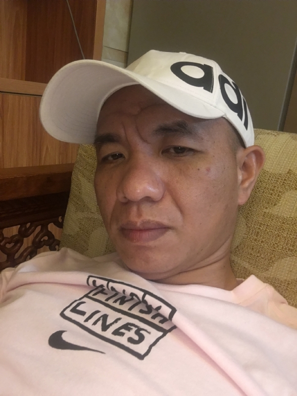 坚持到底的第一张照片--华安相亲网