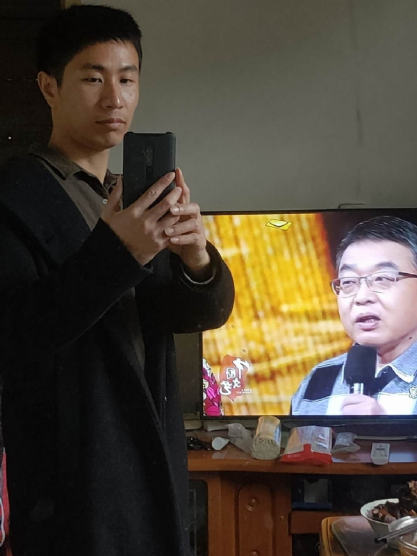 白色的风的第二张照片--华安相亲网