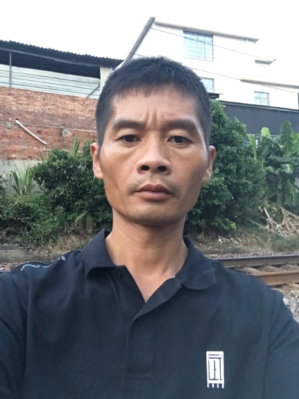 小张的第一张照片--华安相亲网