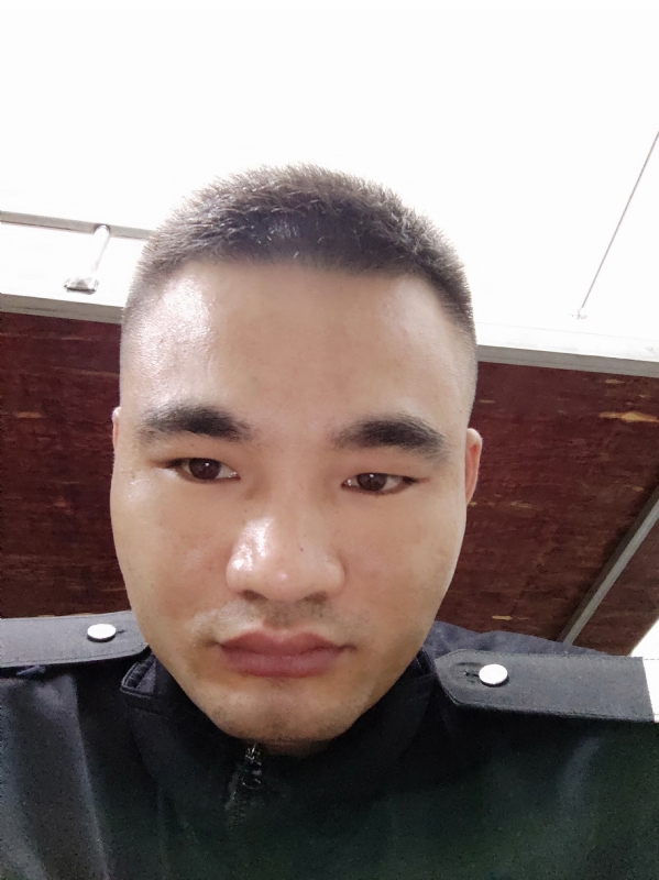 泉的第一张照片--华安相亲网