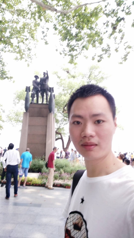 志东的第三张照片--华安相亲网