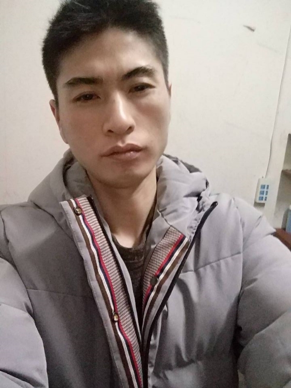 花若离枝的第一张照片--华安相亲网