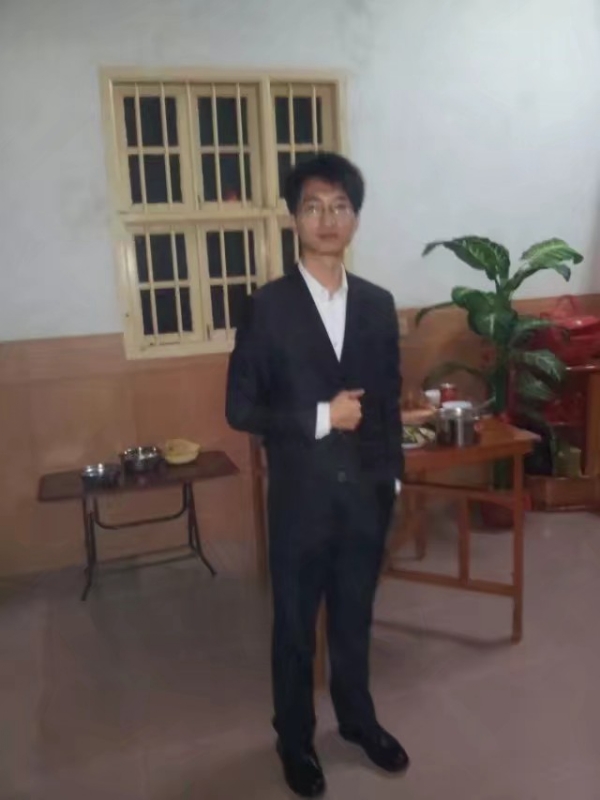 潇湘剑雨的第一张照片--华安相亲网