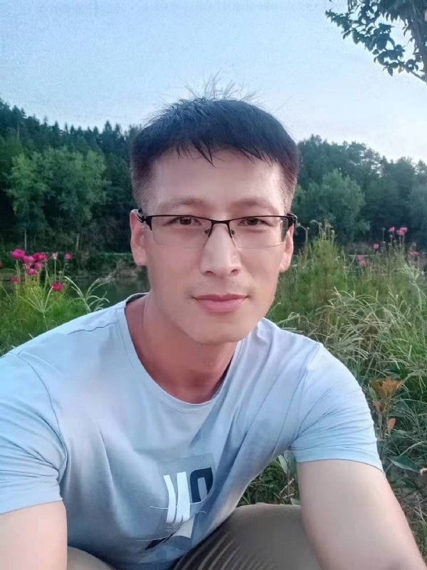 零零柒的第一张照片--华安相亲网