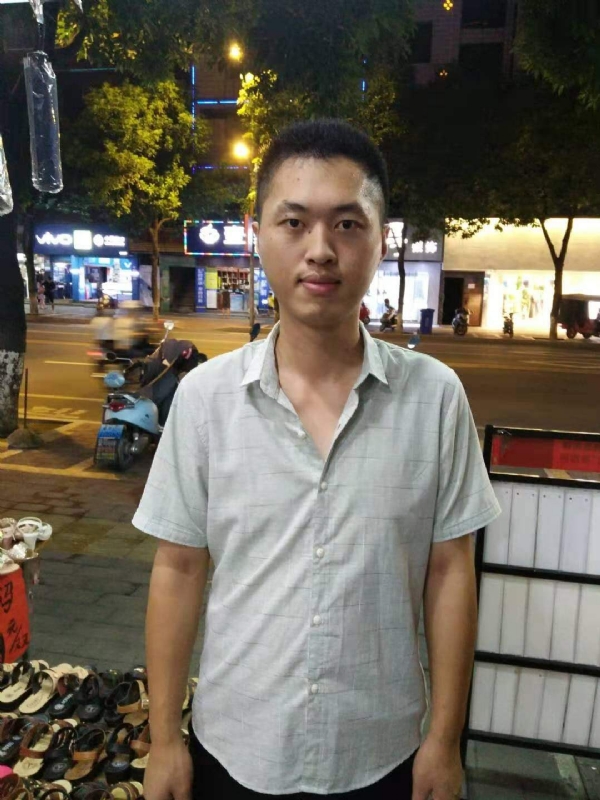 单身的雄鹰的第一张照片--华安相亲网