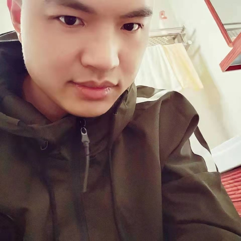 高大上的宅男的第一张照片--华安相亲网