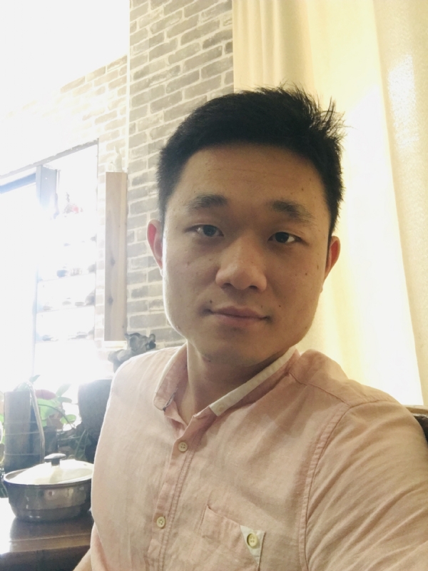 落落大方的第二张照片--华安相亲网