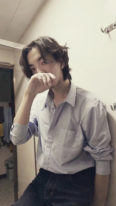 暴走辐射的第一张照片--华安相亲网