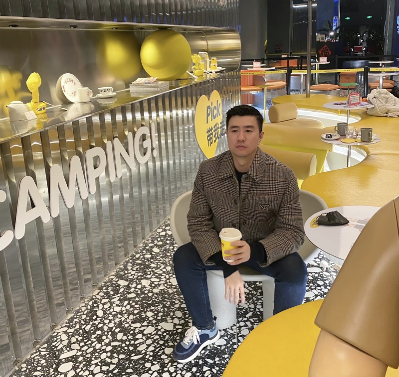 海邊漫步的第一张照片--华安相亲网