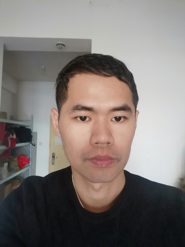 梦想在飞翔的第三张照片--华安相亲网