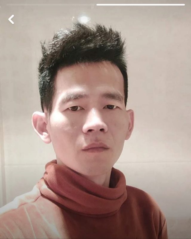 白了少年头的第一张照片--华安相亲网