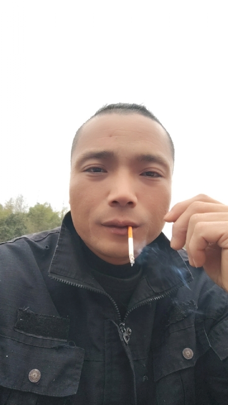 伯爵的第一张照片--华安相亲网