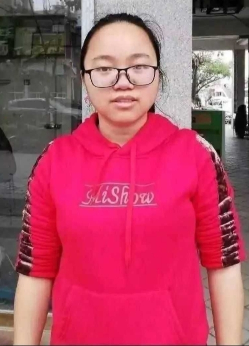 简单的第一张照片--华安相亲网