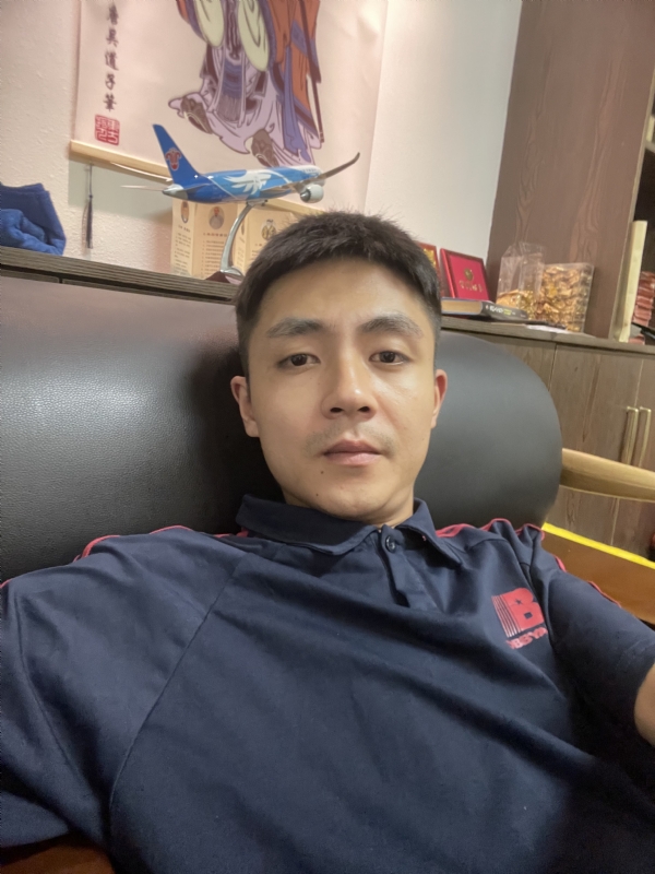 曾曾日上的第一张照片--华安相亲网